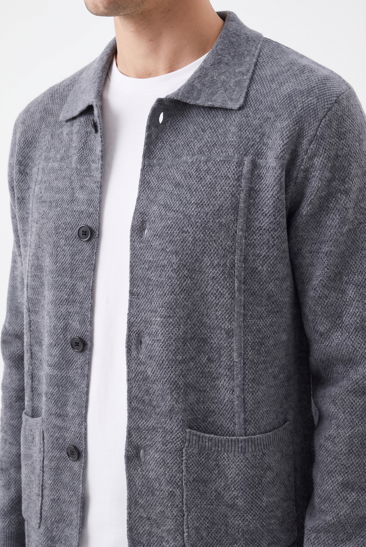 Stickad Overshirt i Ull - Grå