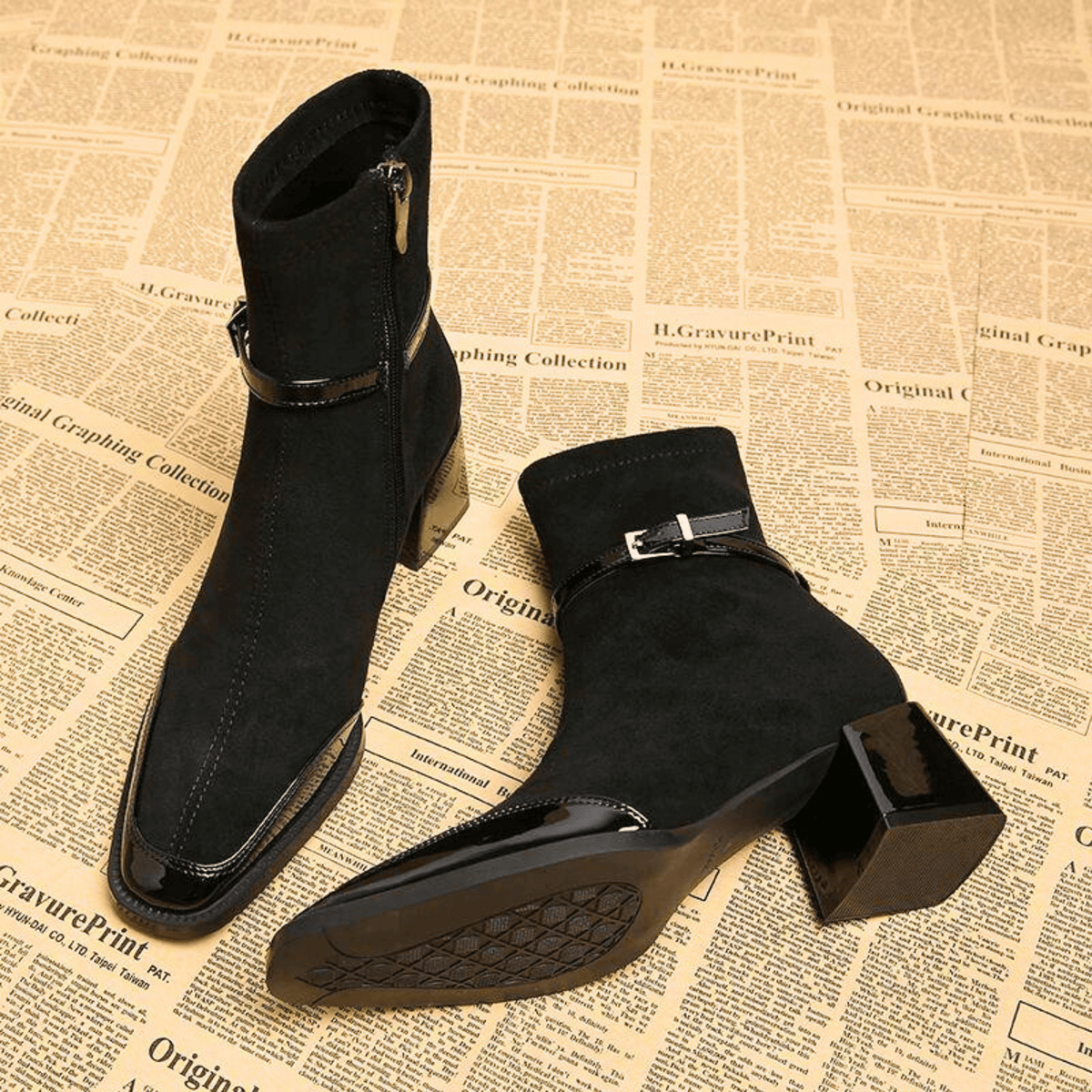 Ankelboots i Flanell med Lackad Tå