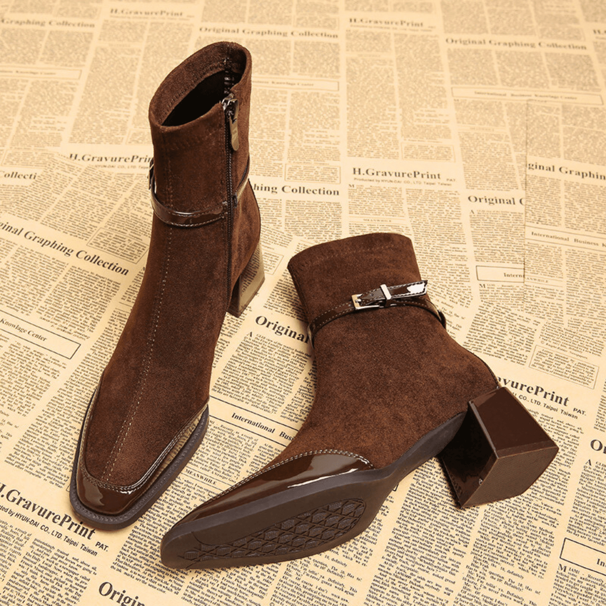 Ankelboots i Flanell med Lackad Tå